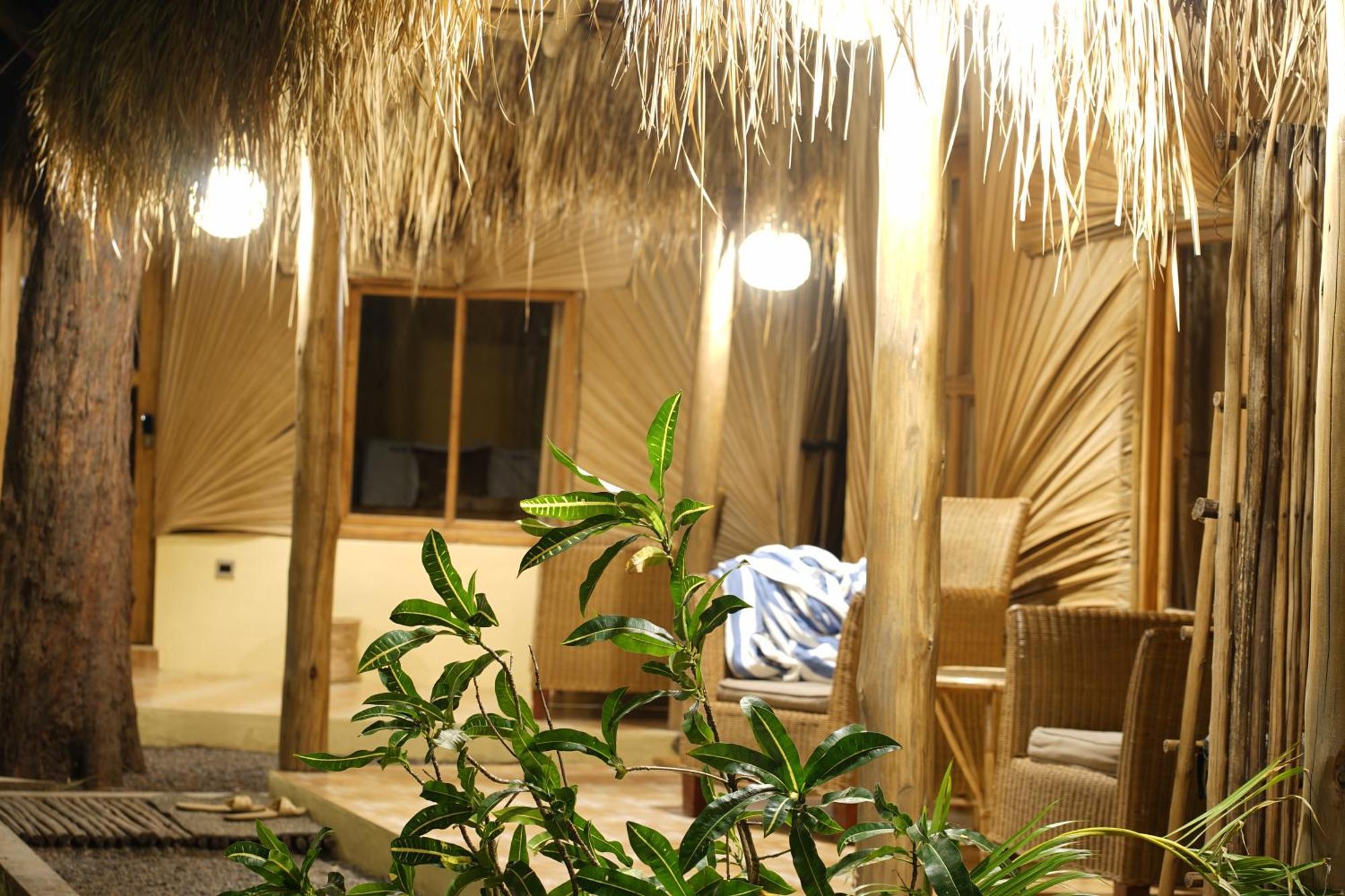 Royal Beach Baía de Arugam Exterior foto