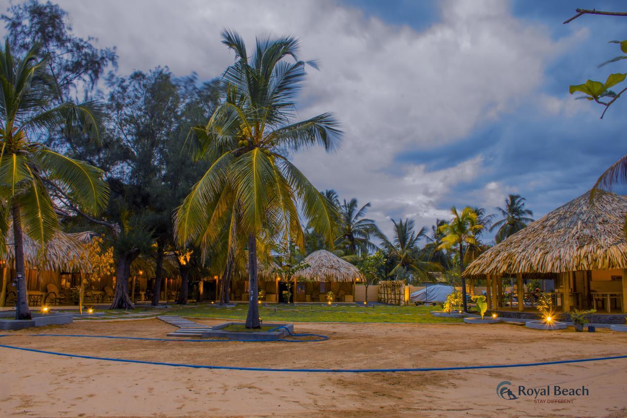 Royal Beach Baía de Arugam Exterior foto