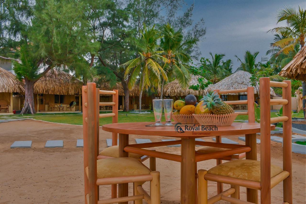 Royal Beach Baía de Arugam Exterior foto