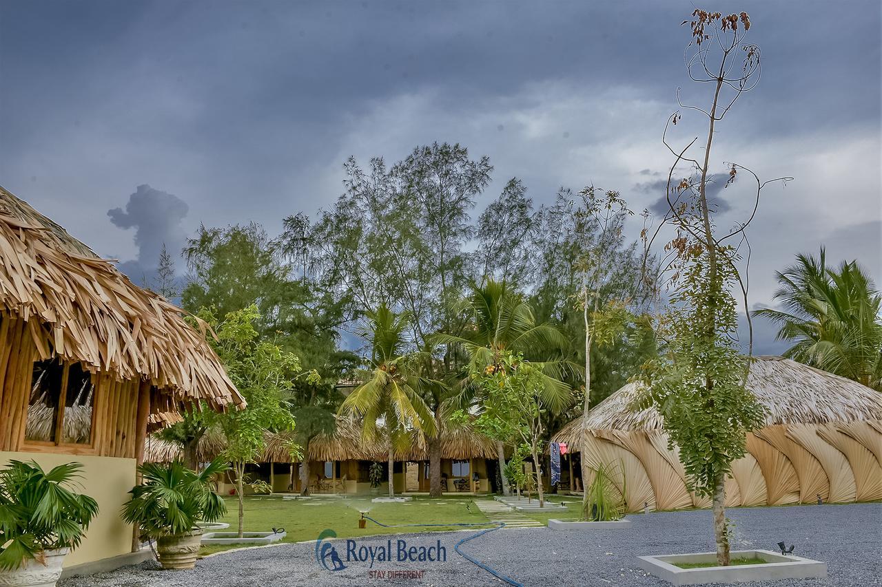 Royal Beach Baía de Arugam Exterior foto